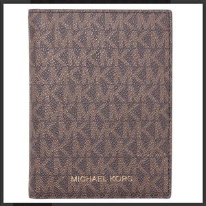 Michael Kors bedford travel passport wallet